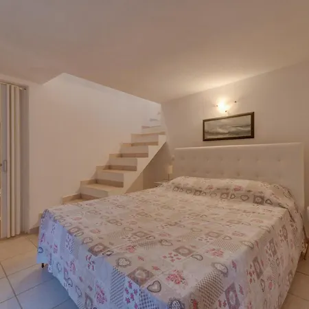 Casa Stecchi *